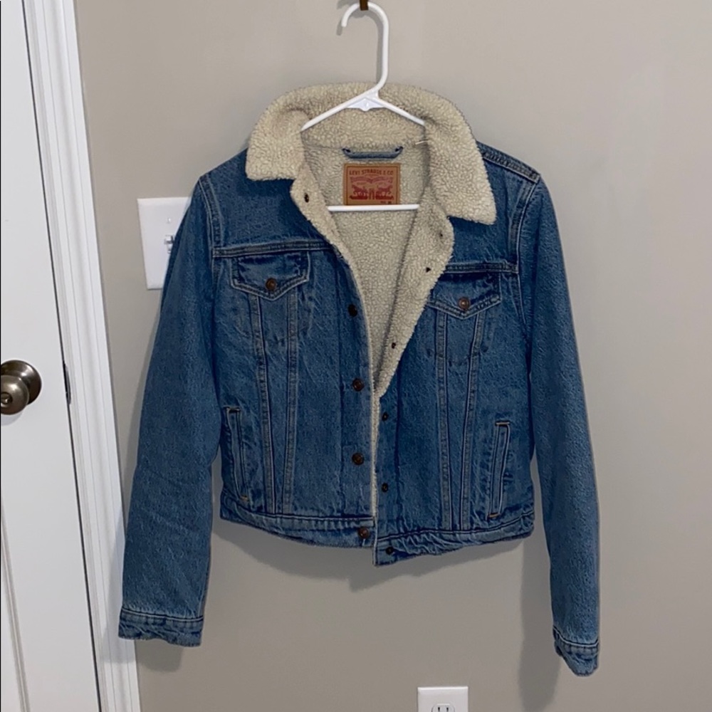 Levi’s Women’s Sherpa Trucker Jacket